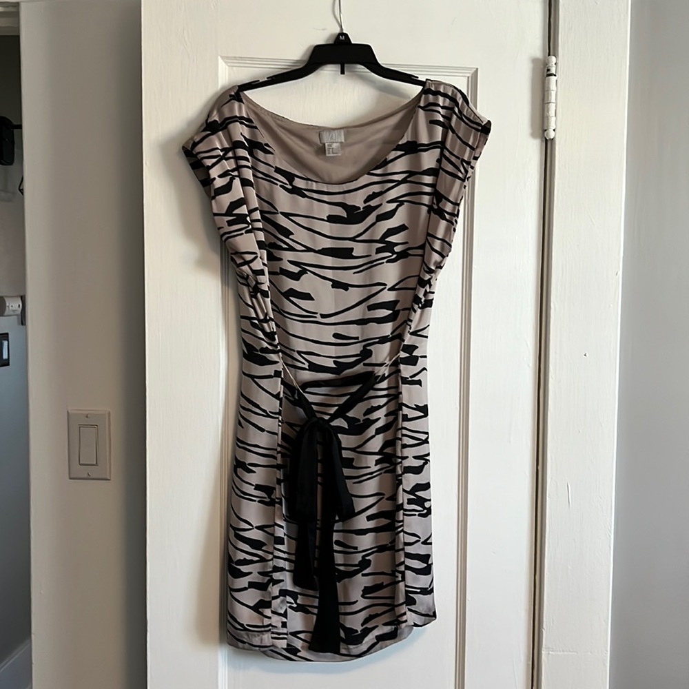 H&M Print Shift Dress